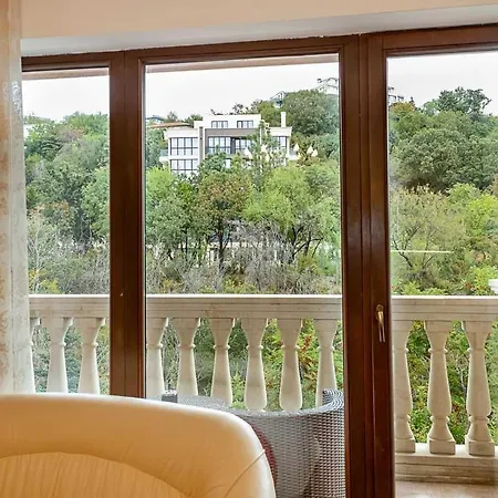 2br Seaside Escape With Parking At Port Palace By Flat Mаnager Апартамент Варна