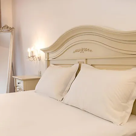 Апартамент 2br Seaside Escape With Parking At Port Palace By Flat Mаnager