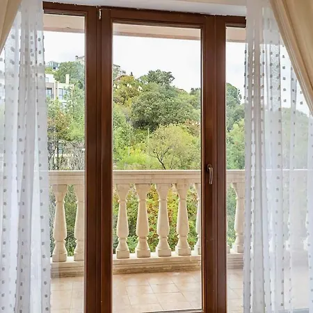 2br Seaside Escape With Parking At Port Palace By Flat Mаnager