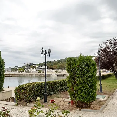 2br Seaside Escape With Parking At Port Palace By Flat Mаnager Апартамент *